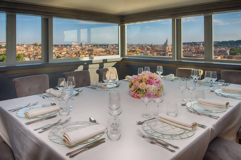 pranzo nella villa di lusso a Roma